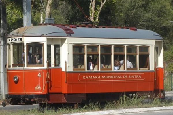 Viaja en el tranv&iacute;a